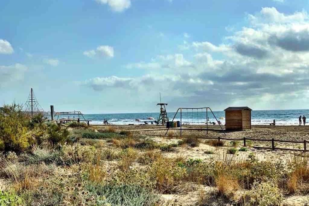 Neu Renoviertes Strandappartment Mit Meerblick Alcoceber Exterior photo